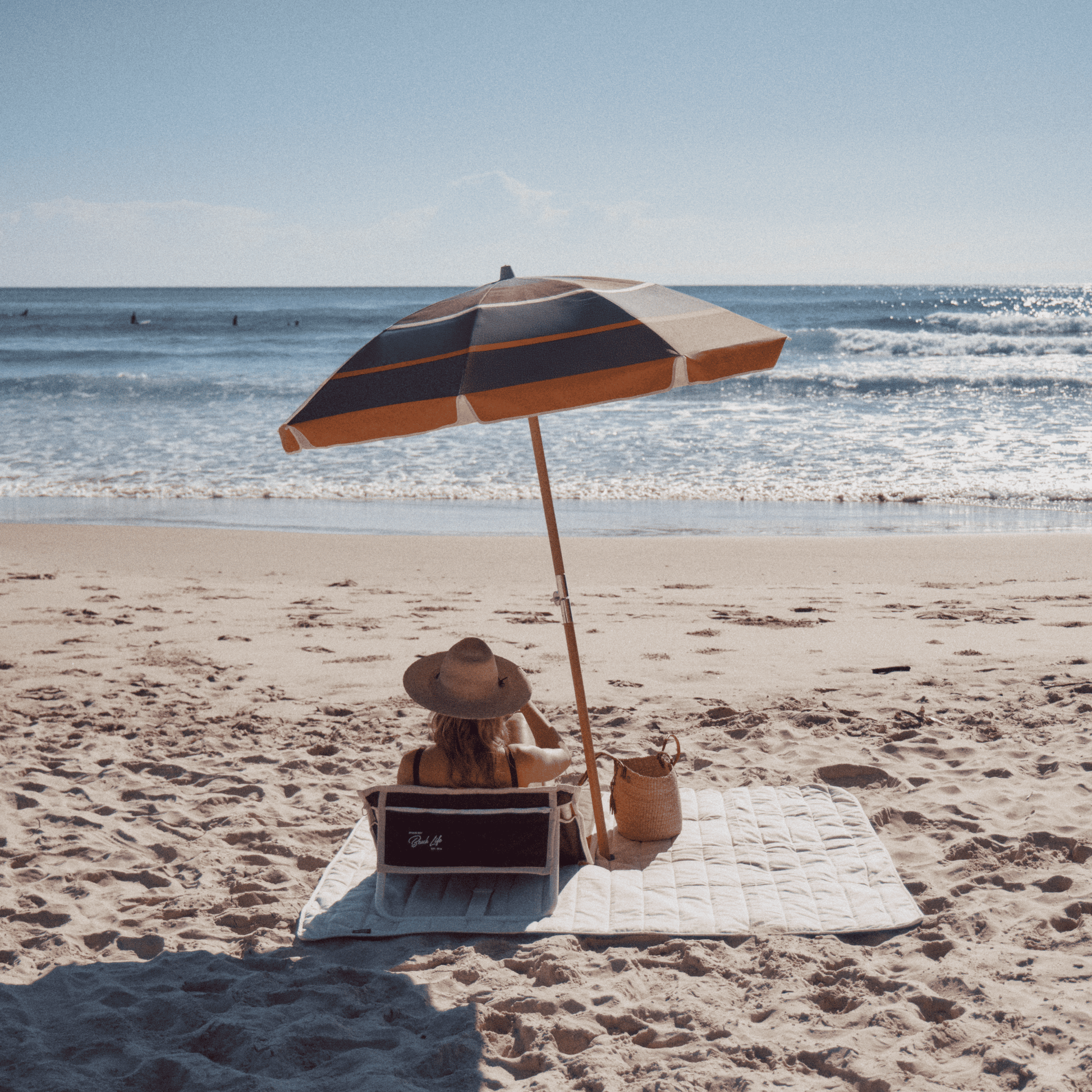 Beach Umbrella - BEACH UMBRELLA The Ember - Byron Bay Beach Life