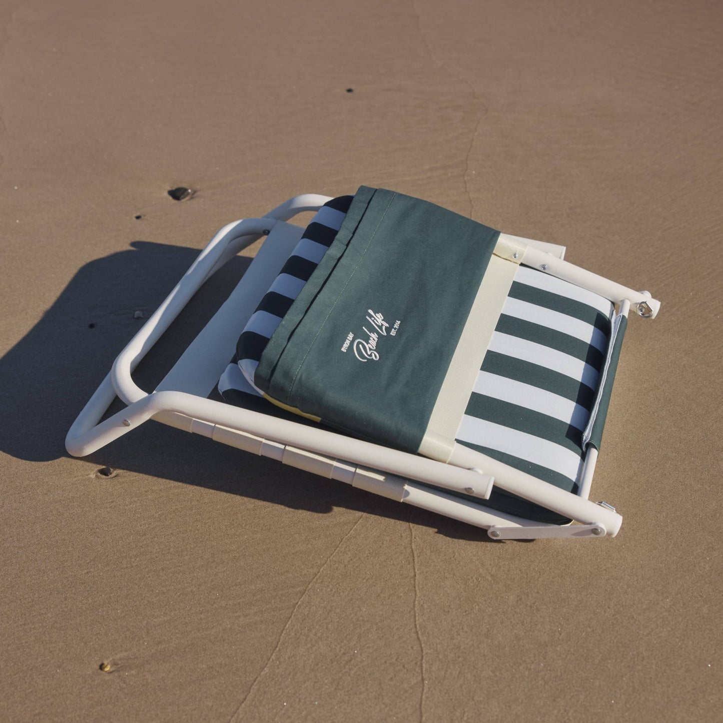 LOW BEACH CHAIR The Verge
