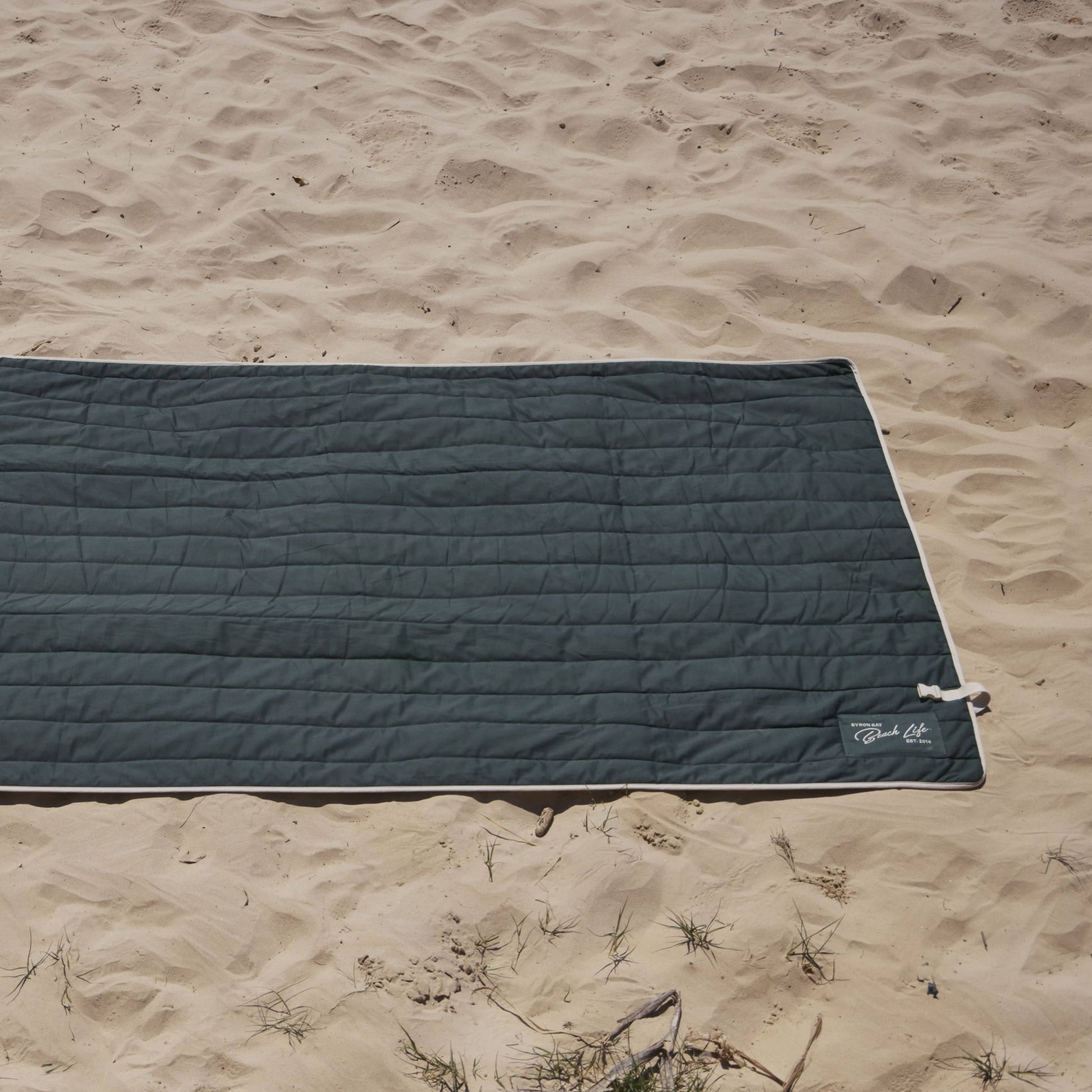 Beach Umbrella - BEACH MAT - Rectangle - The Verge - Byron Bay Beach Life