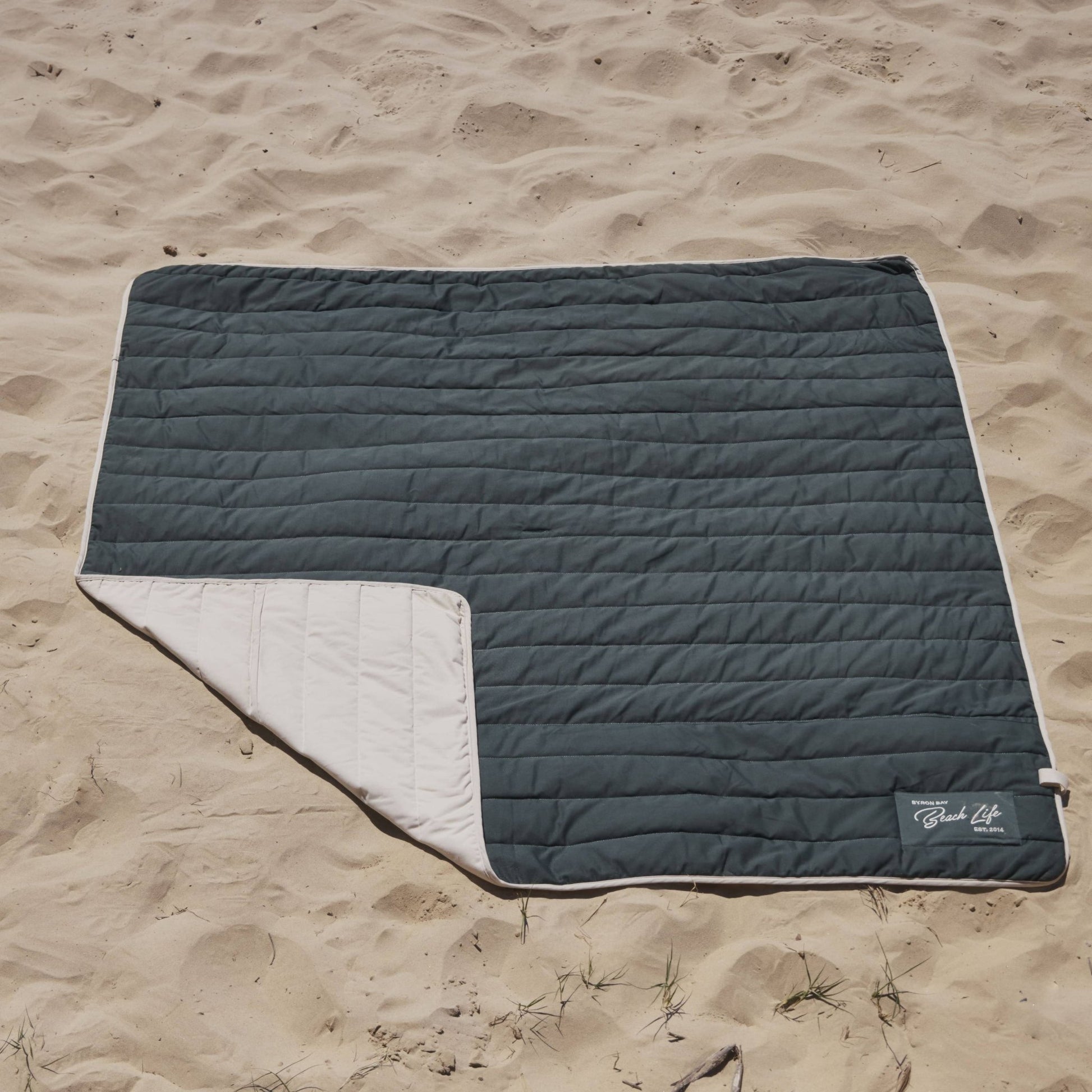 Beach Umbrella - BEACH MAT - Square - The Verge - Byron Bay Beach Life