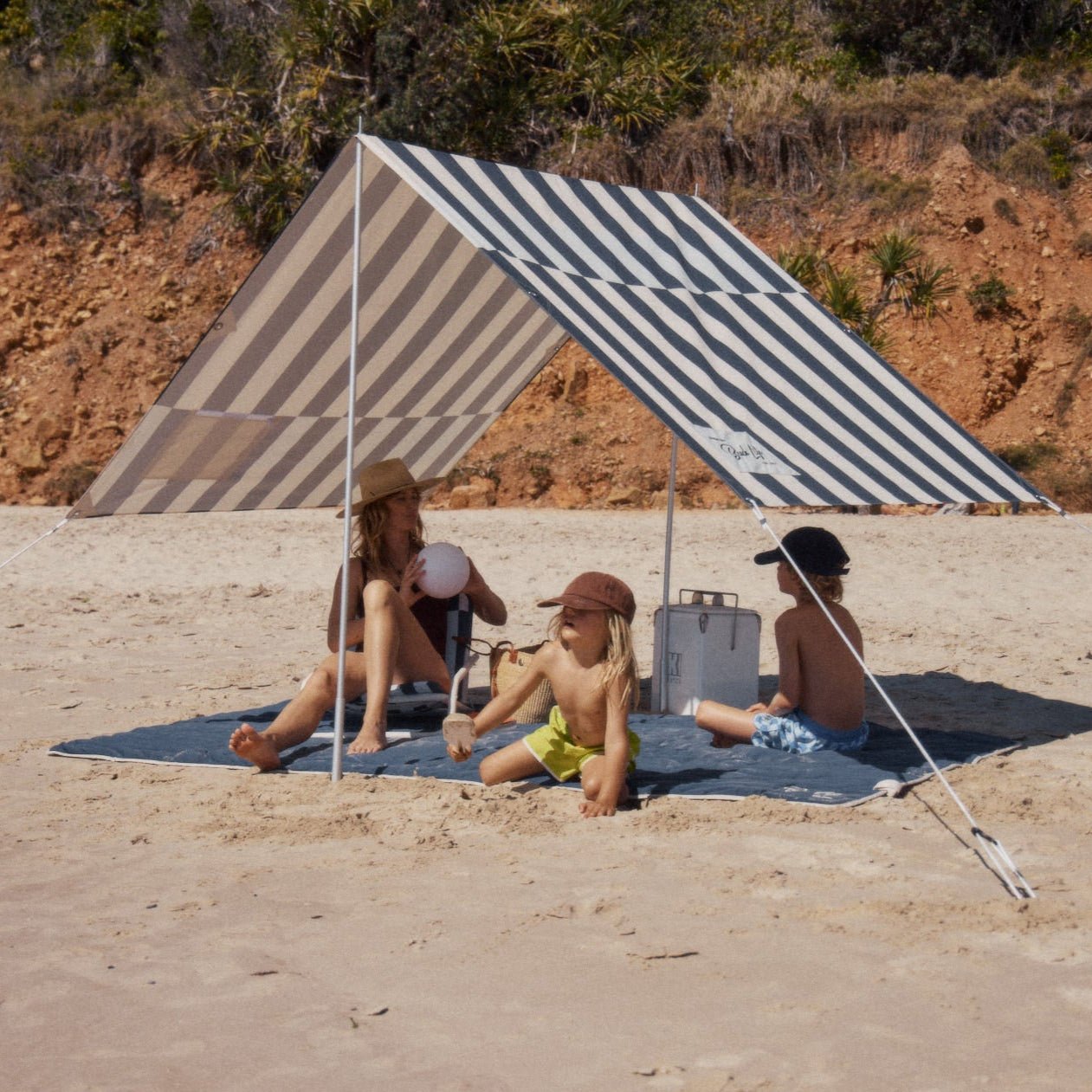 beach tent au Beach Tent (The Drift) | UPF50+ Beach Shade | Premium Beach Shelter Shade | Strong Fabric, Aluminium Poles